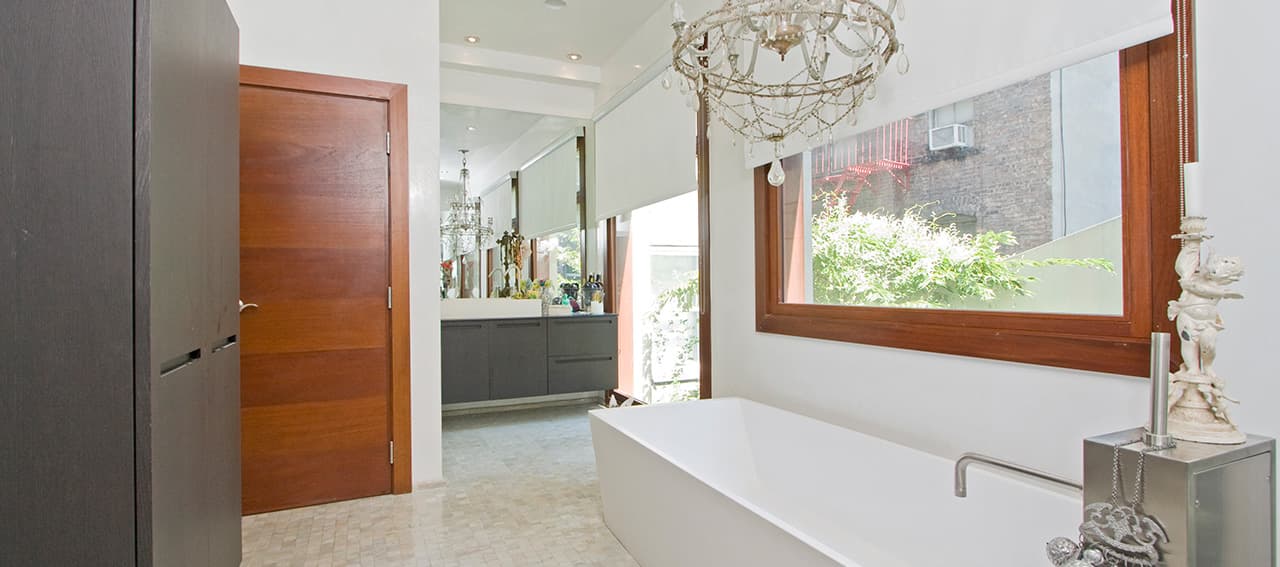 Bathroom remodel — Upper West Side, NYC