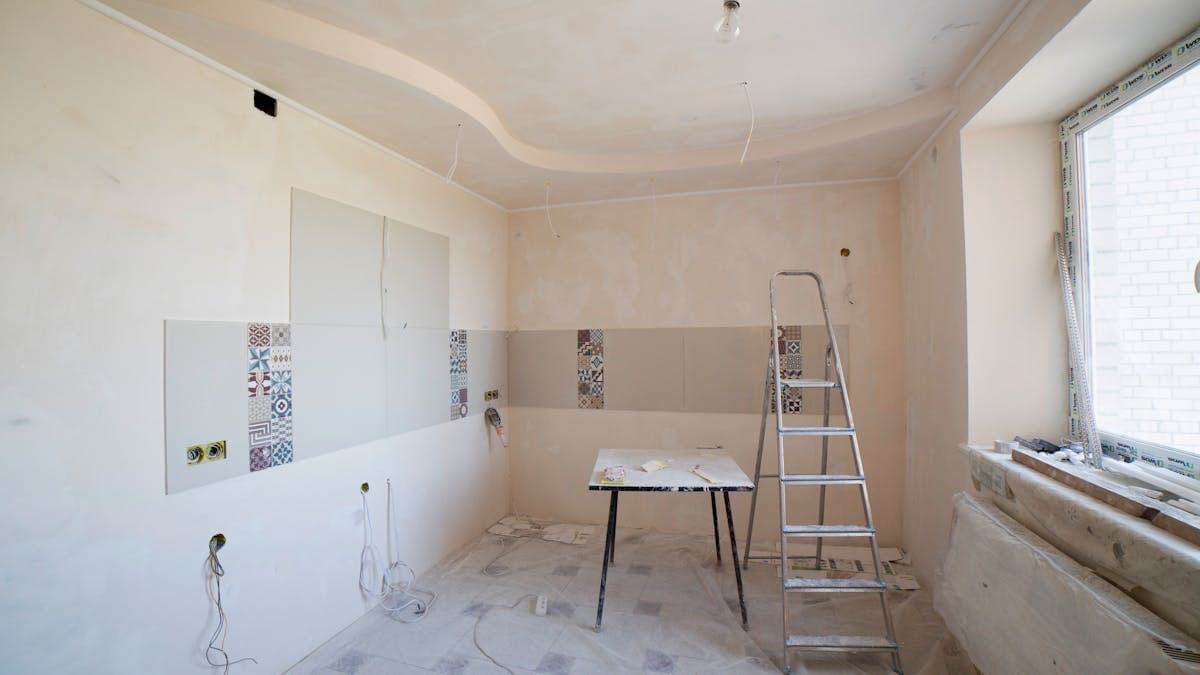 Modern kitchen renovation — hiring a general contractor for home remodeling projects